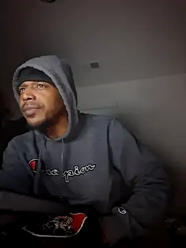 bigboytoy912: онлайн-секс-чат