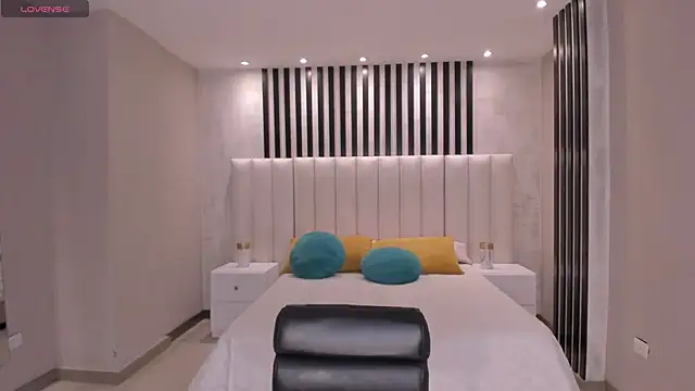 LucieMartin – Naživo XXX chat