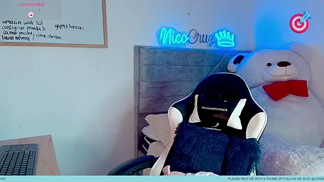 niico_prince's Live XXX Chat