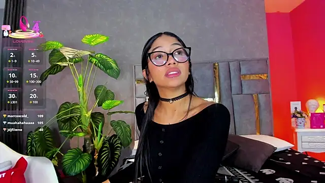 Tyla_Ks live XXX chat