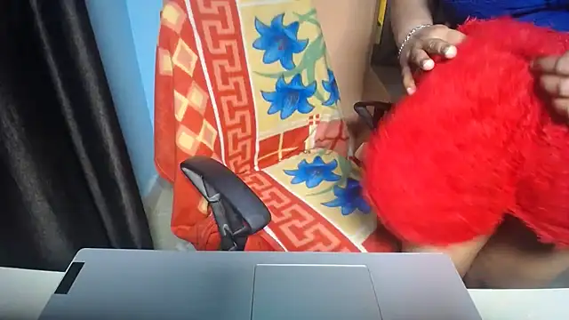 Chat +18 de Shanvi_ ao vivo