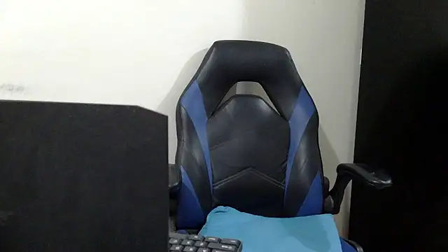 Darkkras Live XXX-Chat