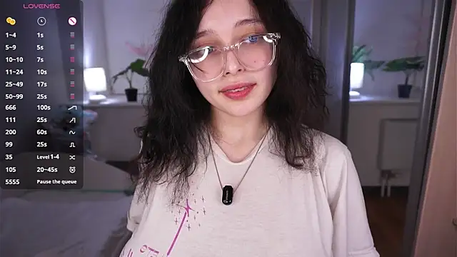 Chat XXX ao vivo de HannaHayles