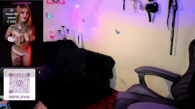 Chat XXX en directo de Zoeee_001