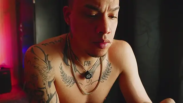 Chat XXX en directo de AlphaMasterXxx