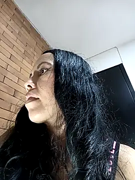 MiaForever1: απευθείας συνομιλία ΧΧΧ