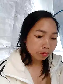 Show modela chekoko na web-kameri