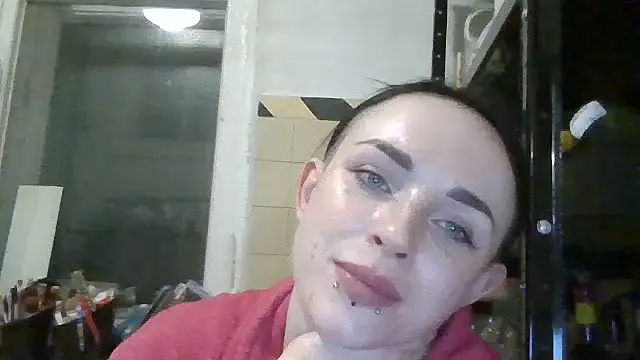 Trinsy_Love's Live XXX Chat