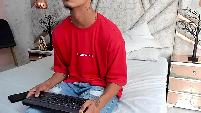 Chat +18 de NoahOsorio ao vivo