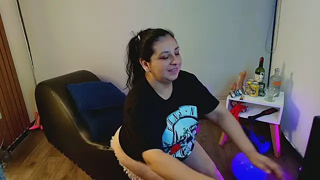 AgataThompson_'s Live XXX Chat