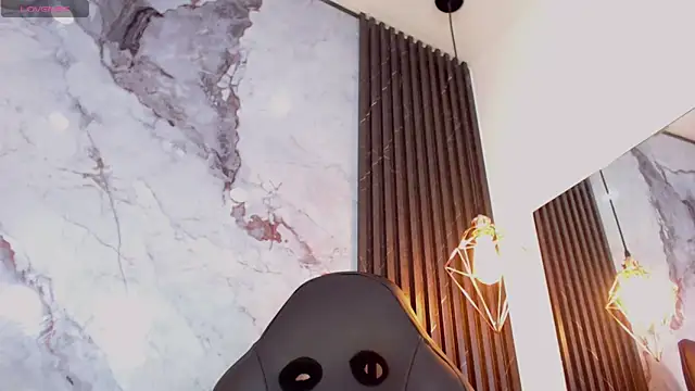 XXX chat uživo modela Rosettahott