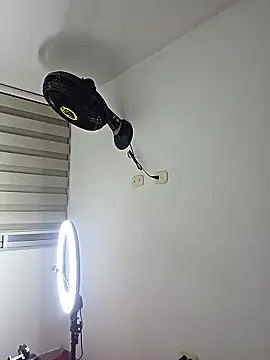 alaia_princess live XXX chat