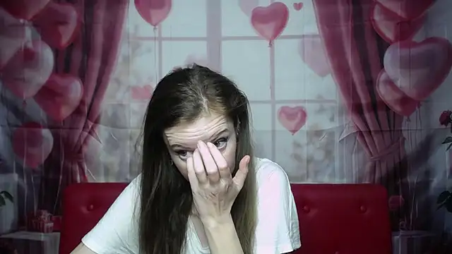 MeganPirs: онлайн-секс-чат