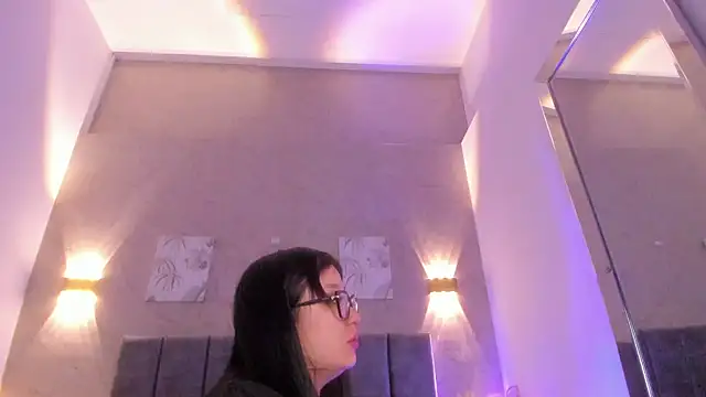 Lunaa_bellaa's Live XXX Chat