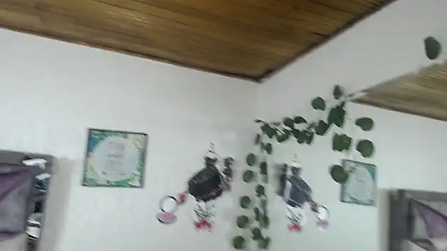 دردشة JennieRider الجنسية المباشرة