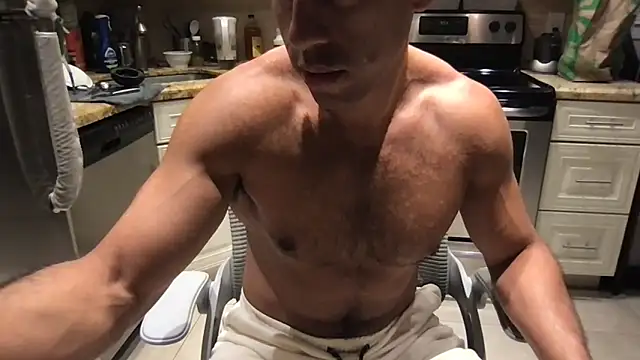 BigGuyMuscle 现场XXX聊天