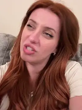 Chatroom XXX en direct de RoxxyDallas