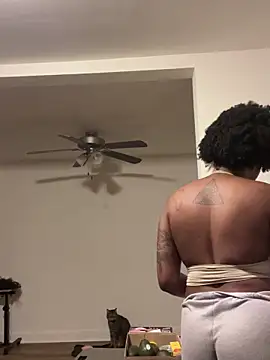 Czat XXX na żywo – mochamimi