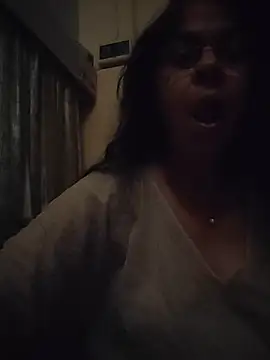 Онлайн чат XXX NakedMILFx