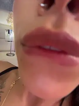 Chat XXX en directo de Celeste_Amber