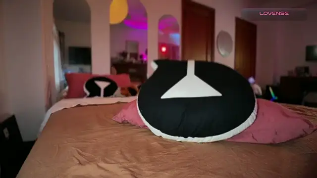 GennaJames Chat XXX in diretta