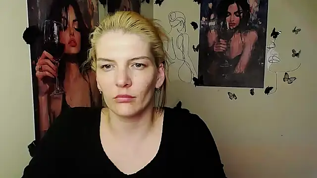 XXX chat uživo modela VanessaRey_