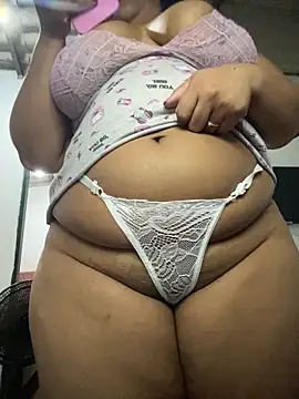 Bigostosa Adlı Modelin Canlı XXX Sohbeti