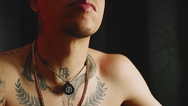 Živý XXX chat AlphaMasterXxx