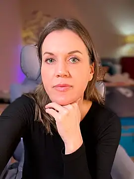 MaiseKnox Chat XXX live