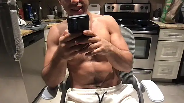 BigGuyMuscle: вебкам-шоу