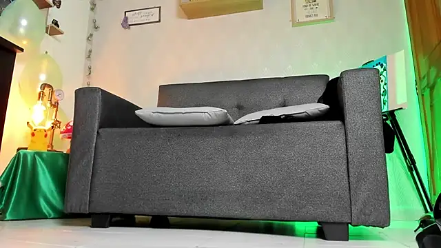 Alaia_Love77 现场XXX聊天