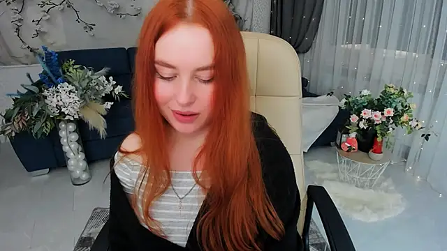 Chatroom XXX en direct de AirySilhouette