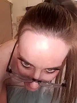 Chatroom XXX en direct de snowbird1117