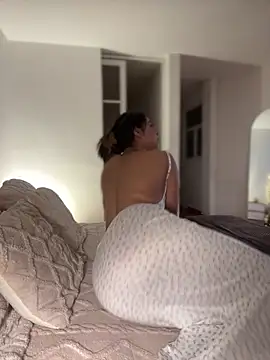 Samantha_e2: απευθείας συνομιλία ΧΧΧ