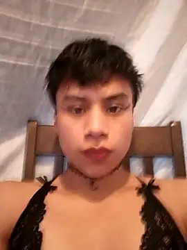 pastelitouwuu webcam show