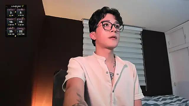 tom_Howard 现场XXX聊天