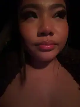 TitiTinyThai Chat XXX in diretta