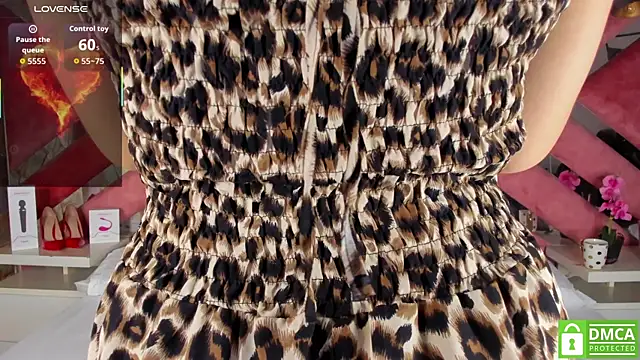 Lily_Queen30's Live XXX Chat