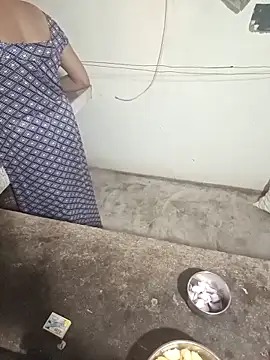 Savita_bhabhi_enjoy's Live XXX Chat