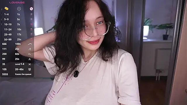 HannaHaylesのライブXXXチャット