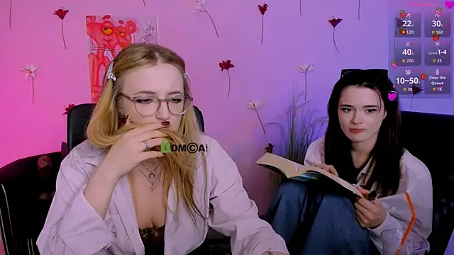 liana_kisses Pertunjukan Webcam