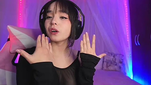 Lilou_albrecht Chat XXX in diretta