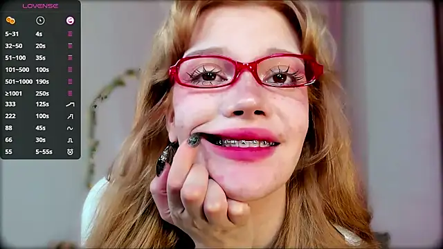 แชท XXX สดของ boobsybootie