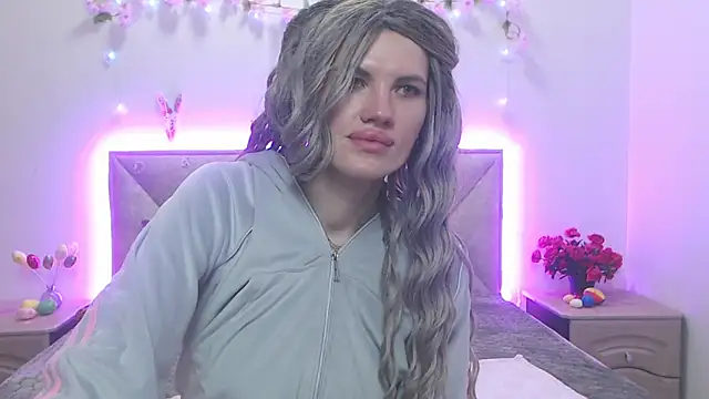 دردشة MilaLoona الجنسية المباشرة