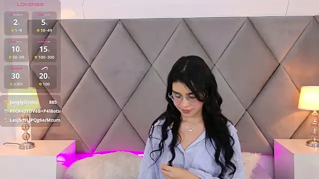 Онлайн чат XXX OliviaDiaz