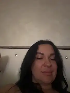 XXX chat uživo modela MeganBlueq