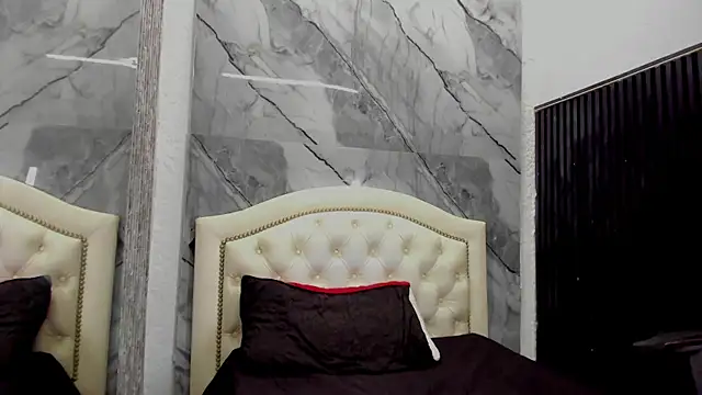 Ace_Sevenn Show in webcam