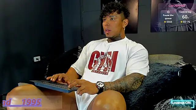 bradley_smith 现场XXX聊天