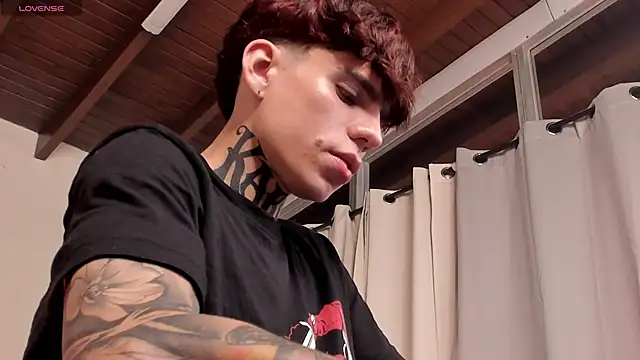 Angelcumm_ 在線直播表演