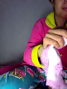 XXX chat uživo modela altinya